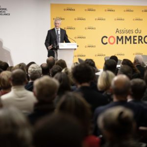 Mercredi 1er décembre, Bruno Le Maire, ministre de l’Economie, donnait le coup d’envoi des Assises du commerce. Plus de 500 participants étaient attendus pour réformer le commerce et ses modes de consommation. Parmi eux, Denis Favier, président de Shop In Dijon et Vice-Président des Commerçants et Artisans des Métropoles de France (CAMF), a été sollicité par le ministre pour assurer sa co-présidence lors des ateliers dédiés.