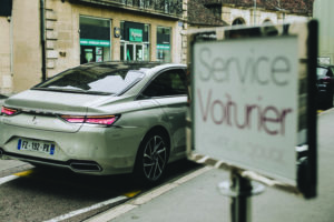 Il est le seul double étoilé de notre capitale régionale. Une fierté pour Dijon. Il est aussi un chef discret. Mais pour Monsieur en Bourgogne, il force un peu sa nature et livre un entretien à son image… sans filtre.
