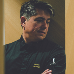Il est le seul double étoilé de notre capitale régionale. Une fierté pour Dijon. Il est aussi un chef discret. Mais pour Monsieur en Bourgogne, il force un peu sa nature et livre un entretien à son image… sans filtre.
